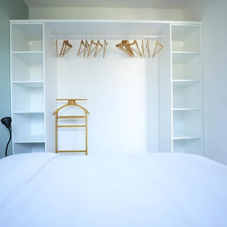 Stylish Flat In Buttes-Chaumont ! *